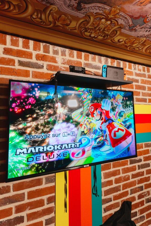 Capsule Art Deco - Jacuzzi - Netflix - Home Cinema - Arcade De Jeux & Nintendo Switch - 2 Chambres - Filet Suspendu Valenciennes Bagian luar foto
